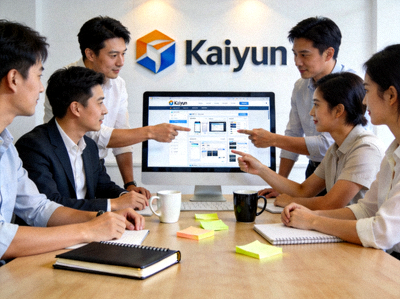 开云团队协作讨论场景，成员围绕电脑屏幕分析Kaiyun官网功能